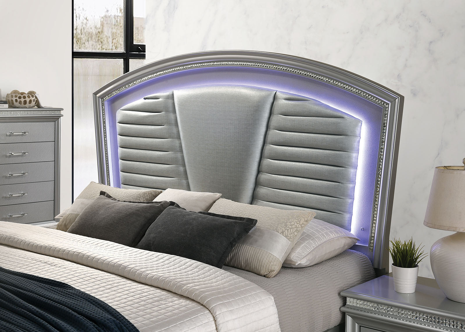 MADDIE - Bed - CM7899