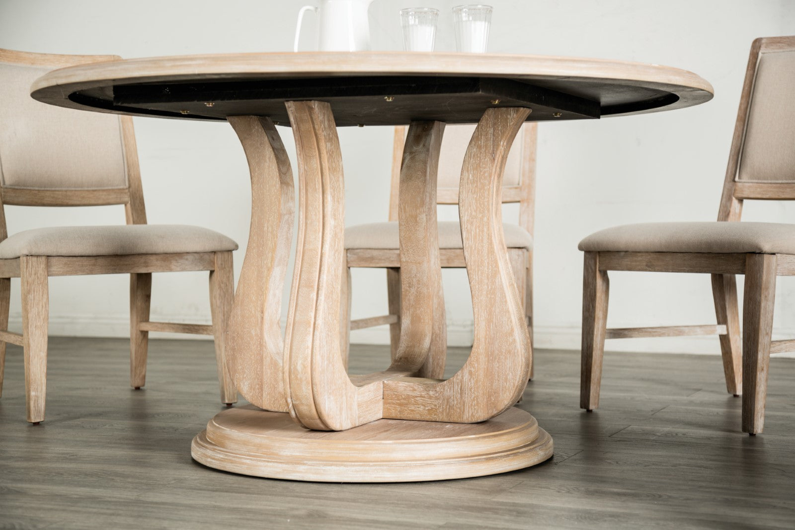 ORBETELLO - 54" Round Dining Table - FM3601NT-RT