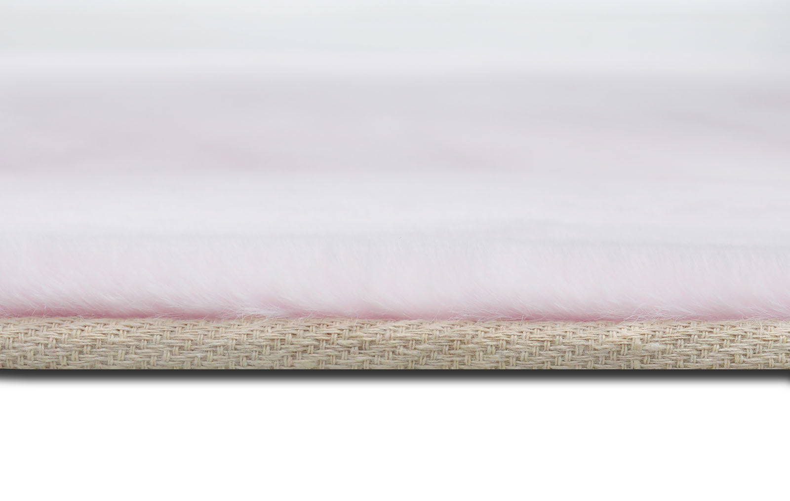 FAMALICA - 5' X 7' Area Rug - RG5138