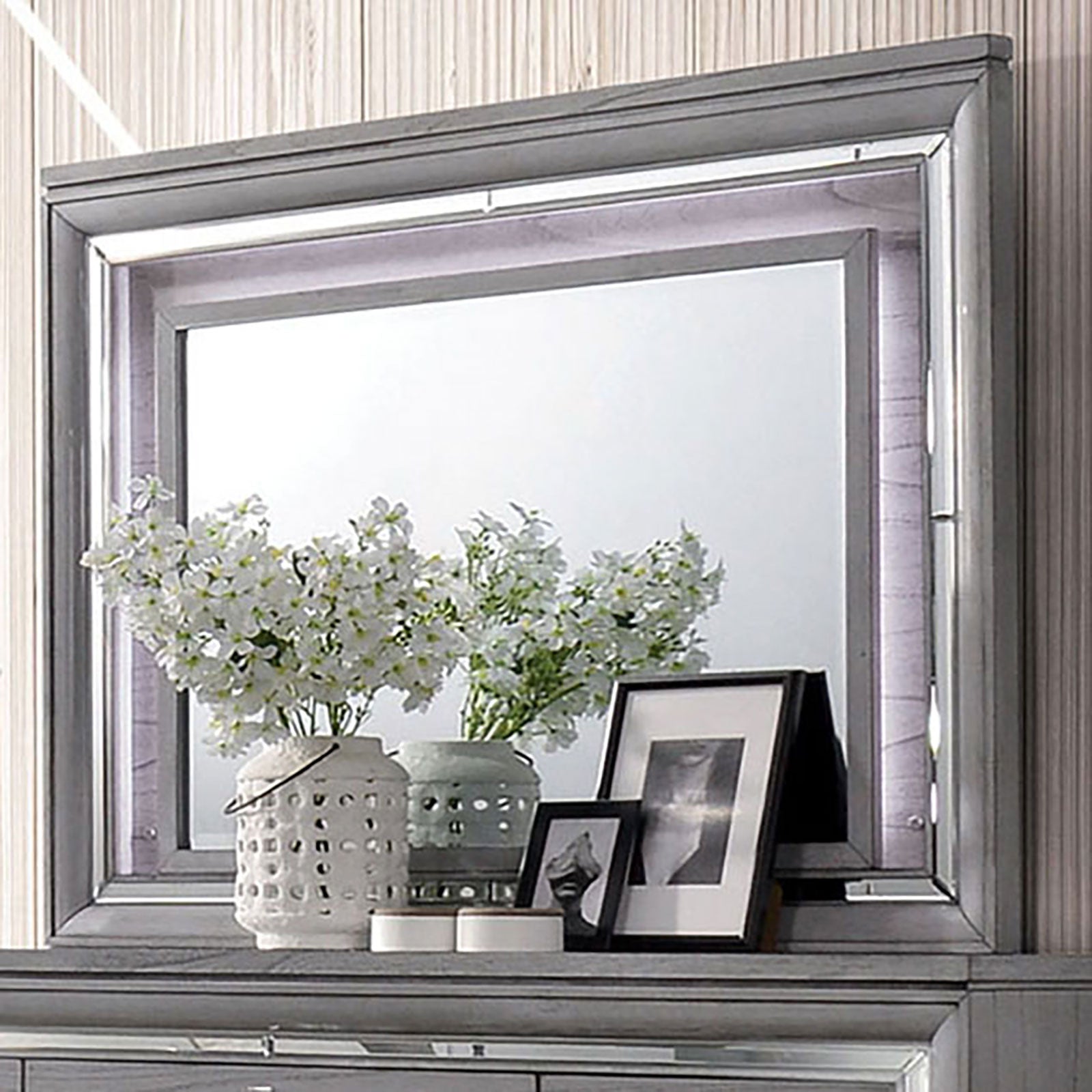 ALANIS - Mirror w/ LED - CM7579M
