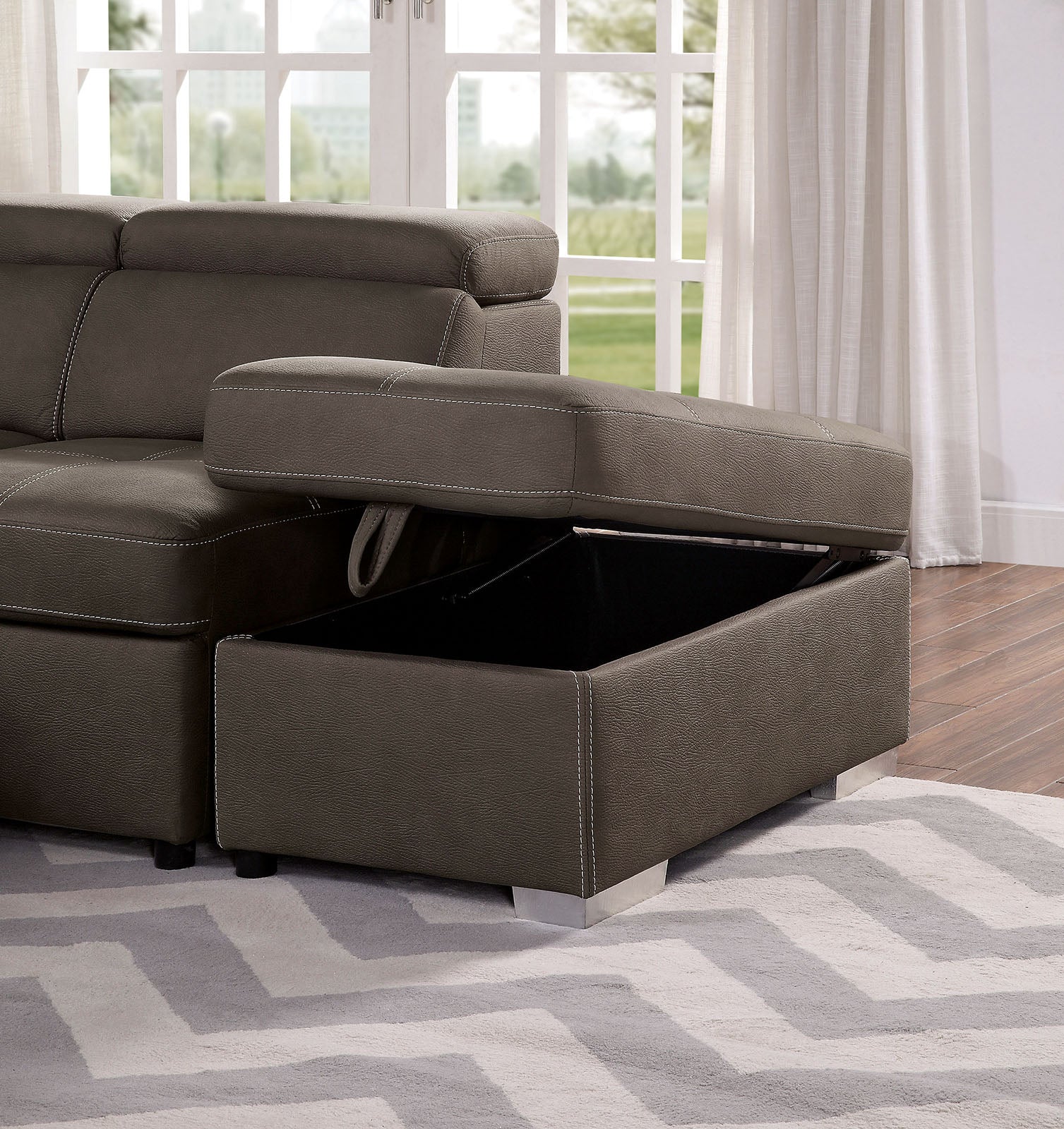 HUGO - Sectional - CM6963-SECT
