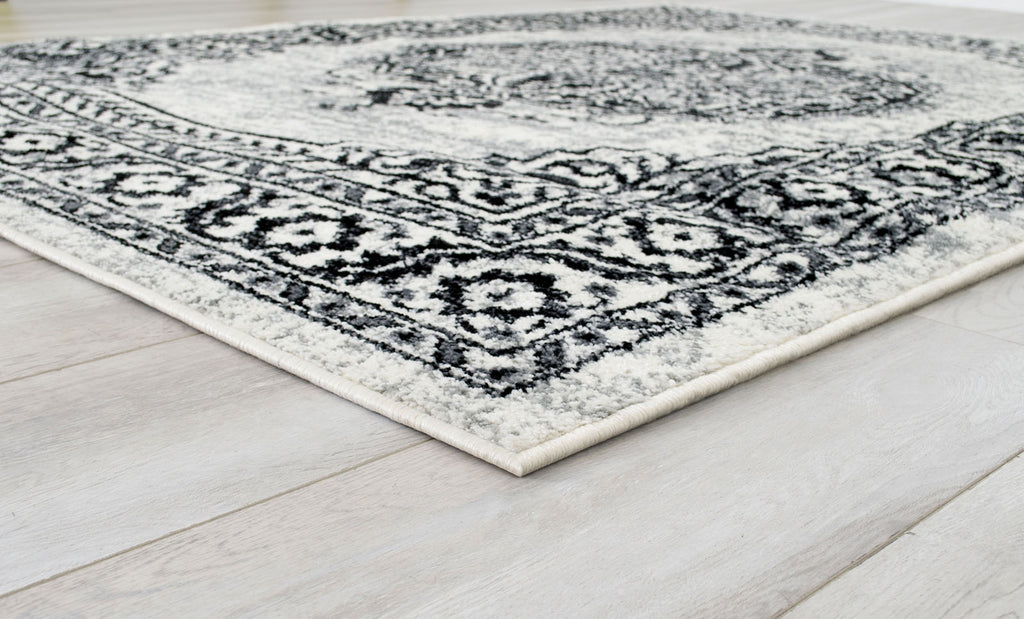 SERANG - 5' X 7' Area Rug - RG5203