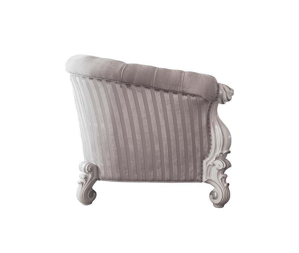Versailles - Loveseat W/5 Pillows - LV01395